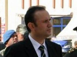 Kafasına susturucu tabancayla tek kurşunla ..