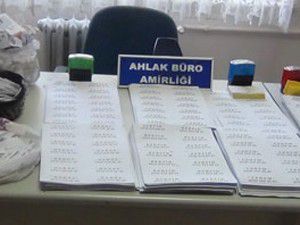 Fuhşa aracılıktan tutuklandılar