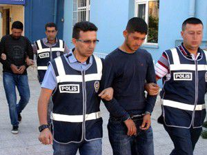 Hırsızlar polis kıskacında