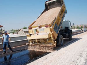 Meram’da yol düzenleme çalışmaları sürüyor