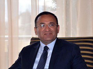 Suriyeye ait yolcu uçağı ile ilgili soruları yanıtladı