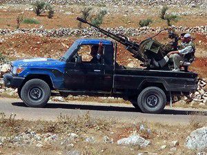 10 Suriye askeri Türkiyeye sığındı