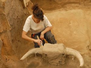 Çatalhöyükte ilk kez 2 katlı ev çıktı
