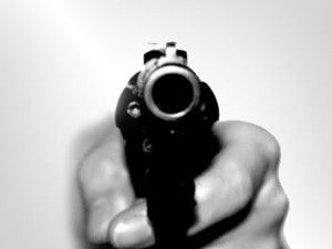 Silahlı kavgada 2 kardeş yaralandı