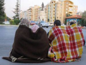 Deprem Konyada pazar keyfini kaçırdı