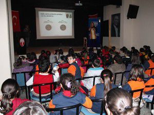 Öğrencilere Dengeli Beslenme semineri