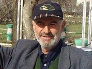 Ağaca asılı vaziyette bulundu