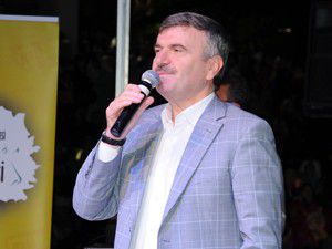 Çocuklara fener hediye edildi