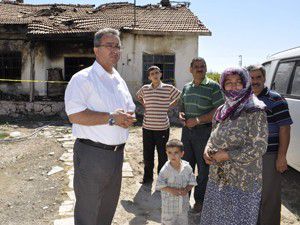 Evi yanan aileye Karatay Belediyesi elini uzattı