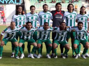 Konyaspor 16 futbolcuyla yollarını ayırdı