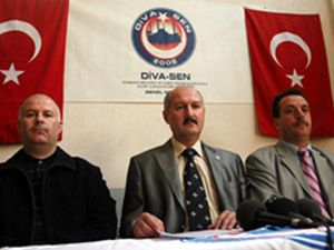 Din görevlileri, İsviçre ye referandum tehdidi