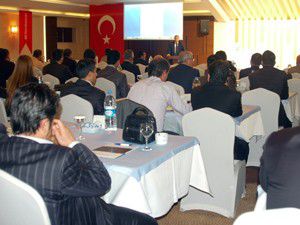 Kombassan Yönetici eğitimleri sürüyor