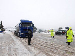 Kış lastiği pazardan itibaren zorunlu