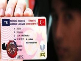 Yeni ehliyetler adrese teslim edilecek