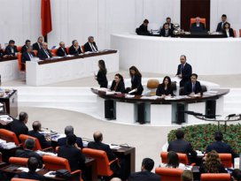 Mecliste yemin etmeyen tek isim