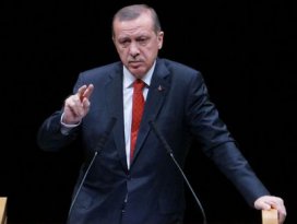 Erdoğan 3 dönem şartında ısrarlı