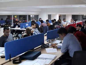 Selçukludan gençlere 24 saat hizmet