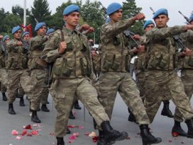 Bakan bedelli askerlik için yeşil ışık yaktı!