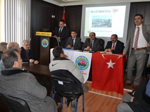 Çiftçiler gübreleme konusunda bilgilendirildi