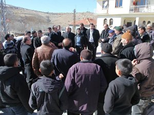Başkan Altay, köy ziyaretlerini sürdürüyor