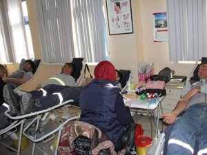 Konya Şeker Ailesinden kan bağışı kampanyası