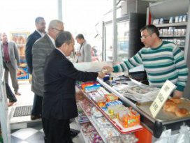 Ak Parti Akşehir Adayı Akkaya, Esnaf Ve Ev Ziyareti Yaptı