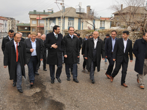 AK Partili Akış Üzümlüde