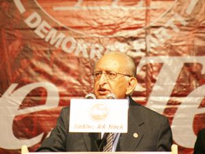 DP lideri Hüsamettin Cindoruk Konya ya geldi