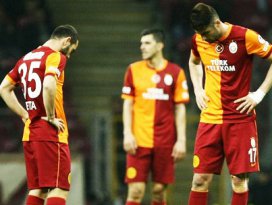 Türkiye sandığa gitti! G.Saray çöktü!