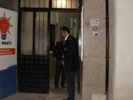 AK Partide bomba alarmı