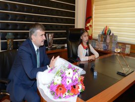 Akyürek koltuğu Aleynaya devretti