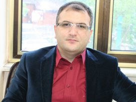 Cem Küçük: Devlet paralel yapıya nefes aldırmıyor