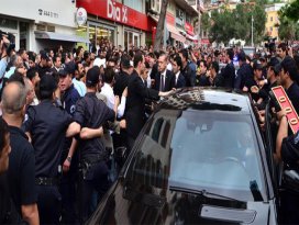 Erdoğanı protesto için para teklif etti