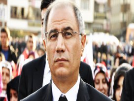 Komutanı bakan atayacak, notunu kaymakam verecek!