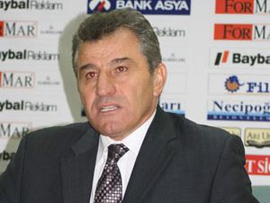 Özkara Konyadan ayrıldı