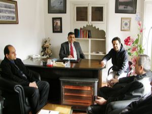 Akından nezaket ziyareti