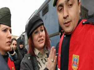 Deniz Sekiden kötü haber!
