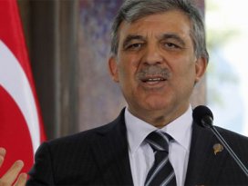 Gülden bayrak tepkisi: Şiddetle kınıyorum