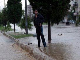 Meteorolojiden 7 ile kuvvetli yağış uyarısı