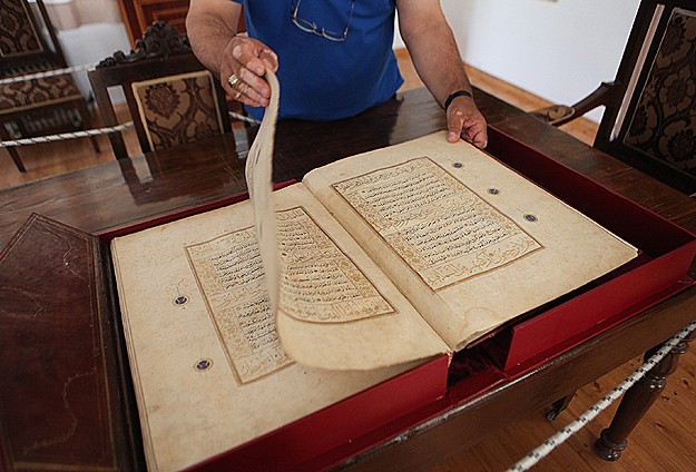 613 yıllık Kuran-ı Kerim Rodosta muhafaza ediliyor