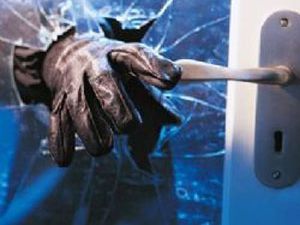 Konya da okulu soydular