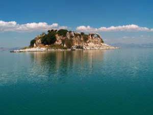 Hasret kaldığı günleri yaşıyor