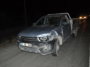 Kamyonet motosiklete çarptı: 1 ölü, 1 yaralı