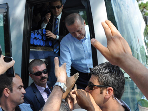 Erdoğan’a bisikletli karşılama
