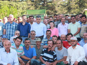 Fen İşleri çalışanları kahvaltıda buluştu