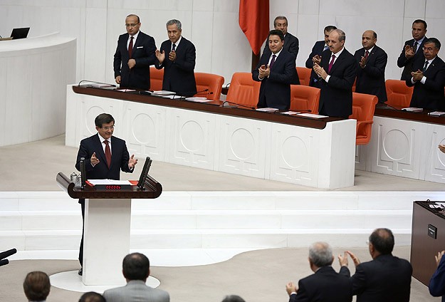 Davutoğlu 62. hükümetin programını okudu