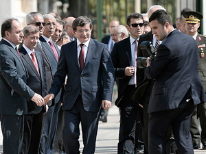 Başbakan Davutoğlundan Gülen açıklaması!