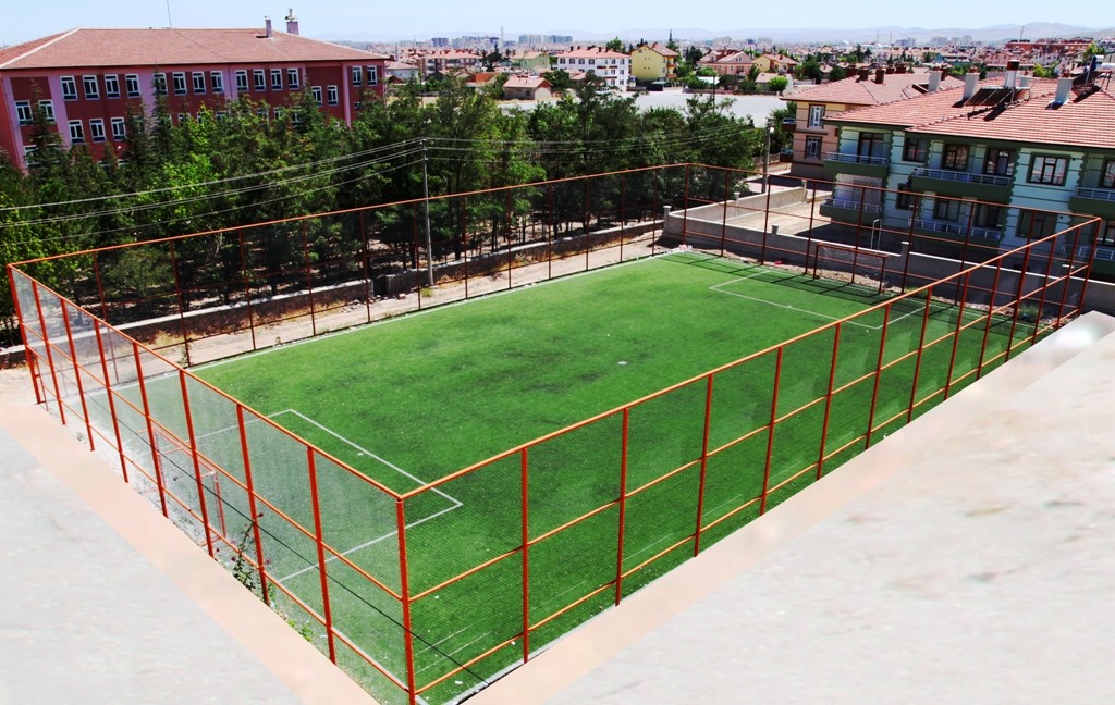 Selçuklu’ya 15 yeni suni çim saha daha yapılıyor