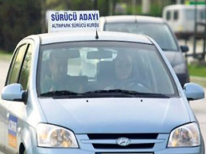 Ömür boyu ehliyete son! Otomatik vites ise...