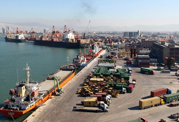 Dış ticaret açığı 21 ayın en düşüğüne geriledi